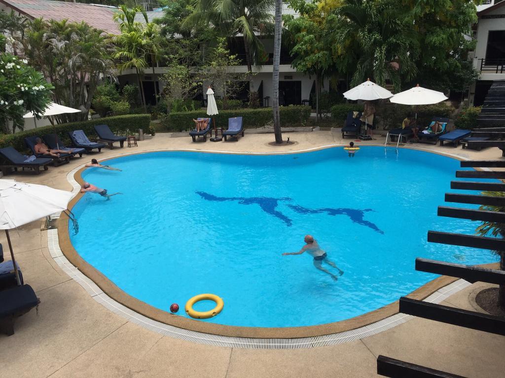 Bamboo Beach Hotel & Spa Patong Екстериор снимка