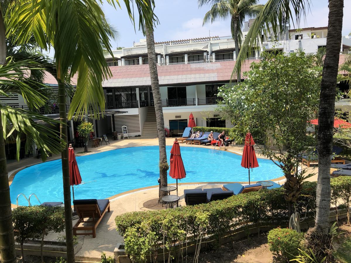 Bamboo Beach Hotel & Spa Patong Екстериор снимка