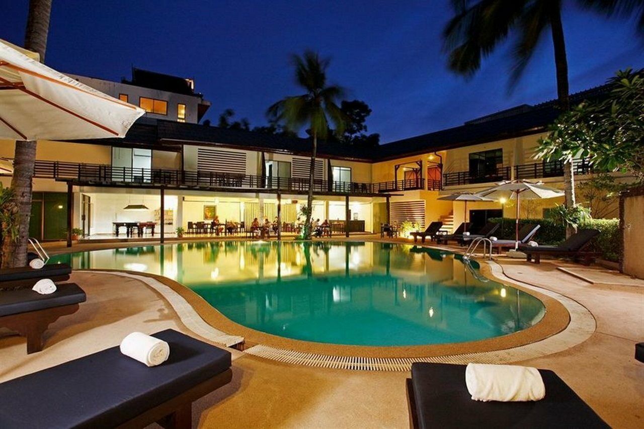 Bamboo Beach Hotel & Spa Patong Екстериор снимка